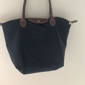 Navy blue fashion tote bag